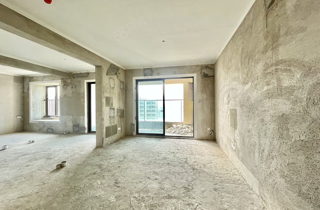 融创玖峯台3室2厅111㎡129.9万二手房图片