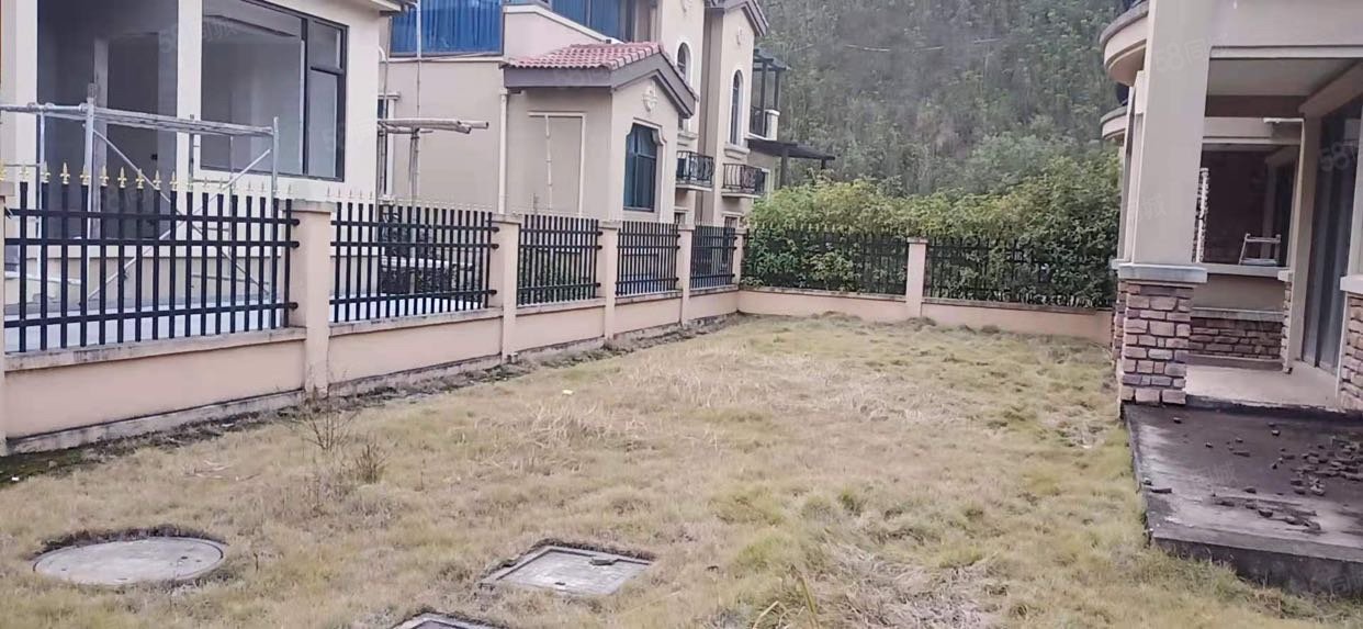 武夷山碧桂园6室1厅3卫360㎡北320万