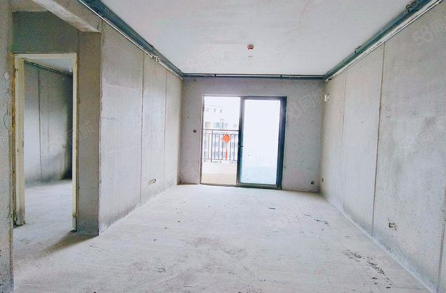 融创融公馆(四期)3室2厅98.56㎡76万二手房图片