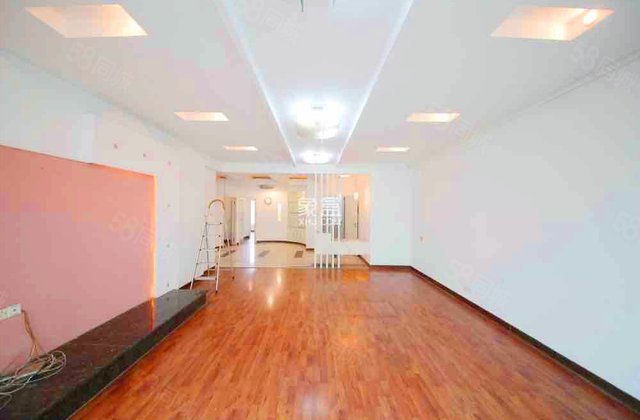 京电花园4室2厅159㎡130万二手房图片