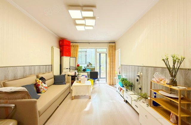 隆福国际2室2厅93㎡98万二手房图片