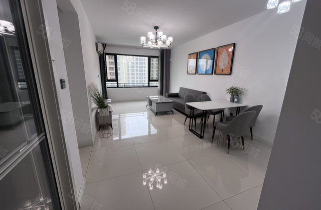 开发区桃李天悦旁绿城百合新城精装三室免大税带车位和储藏室