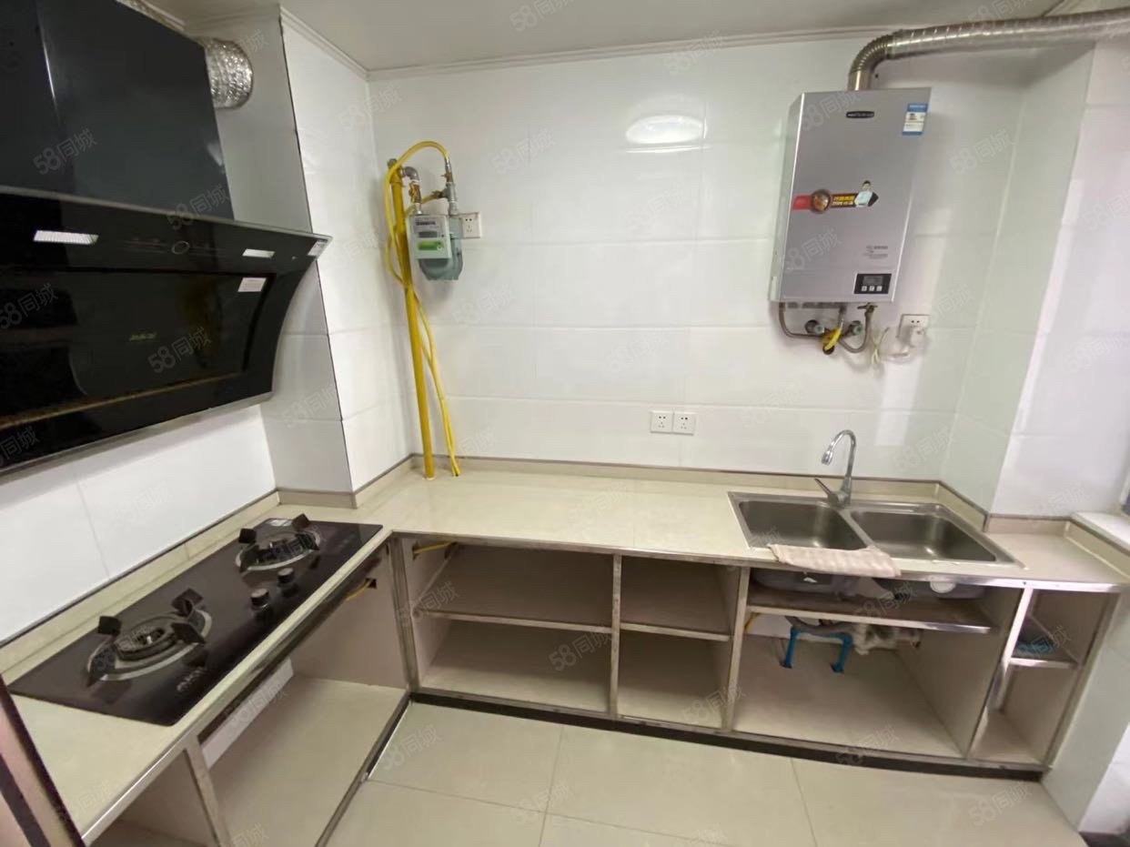 巨人印象小区3室2厅2卫109.84㎡南45万