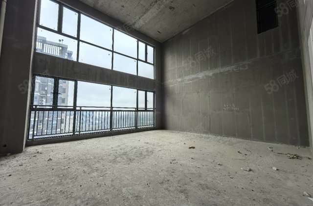 辉达壹号湾4室2厅141㎡66.8万二手房图片