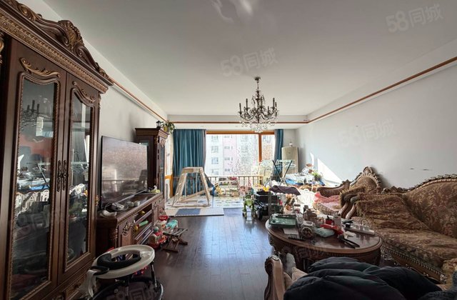 名人国际(公寓住宅)3室2厅168㎡118万二手房图片