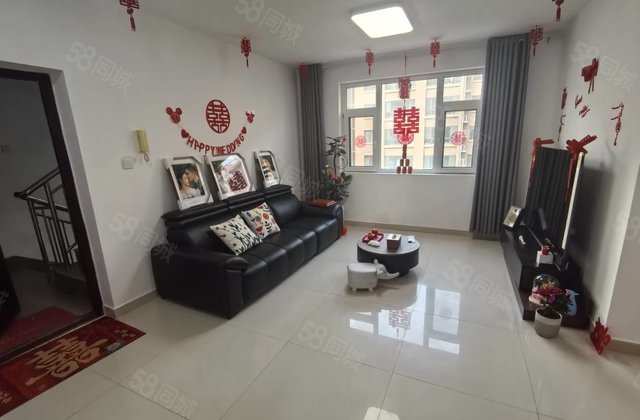 急新出香江嘉明精装婚房  三楼三室免大税带储藏室车位随时看房