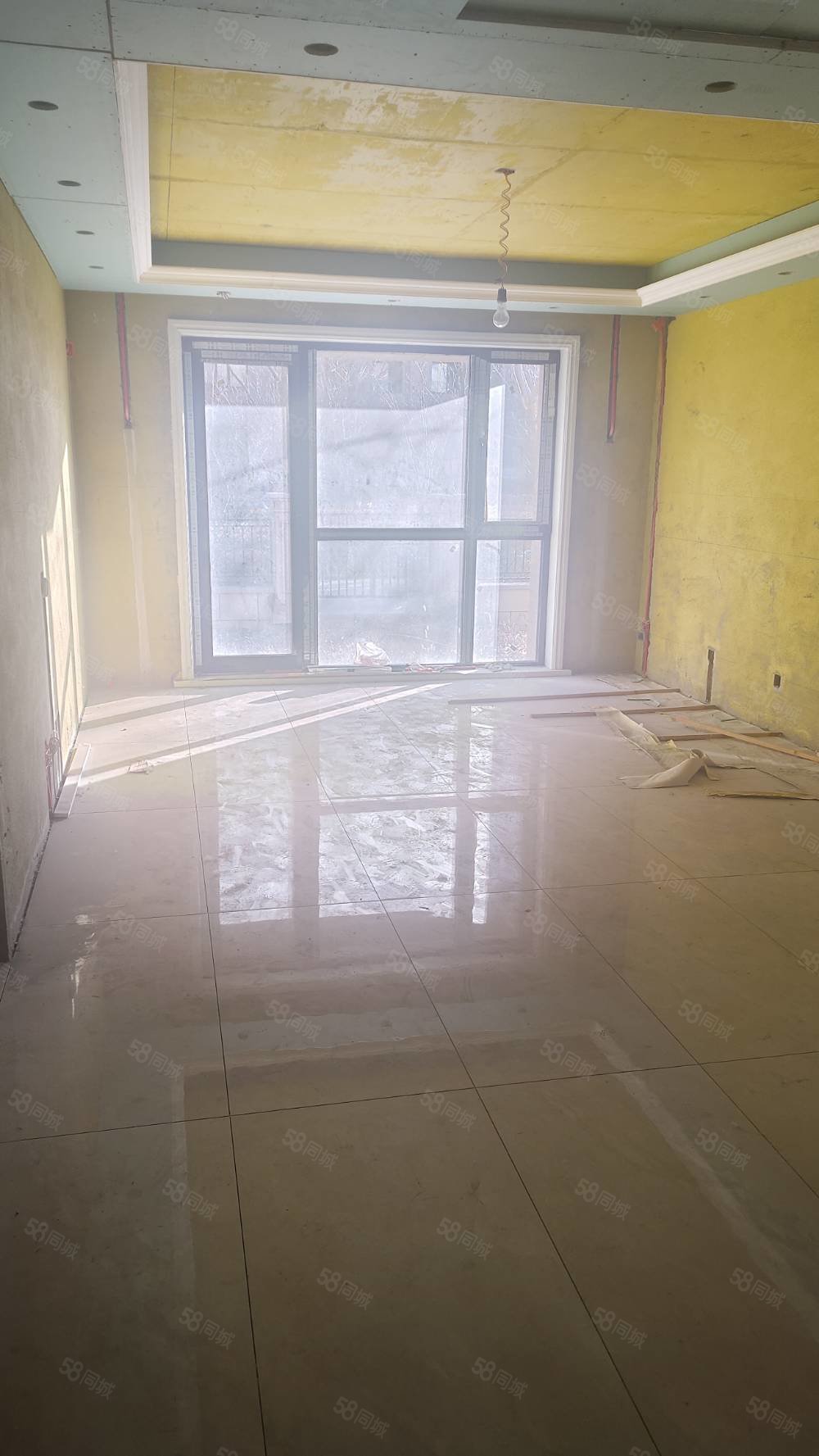 山语城4室2厅2卫224.05㎡南北110万