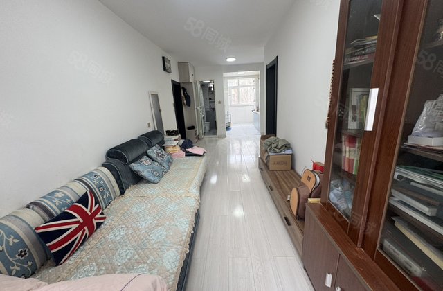 红卫星居住小区2室1厅63.45㎡9万二手房图片