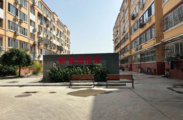 食品公司宿舍(南区)2室2厅100.57㎡30万二手房图片