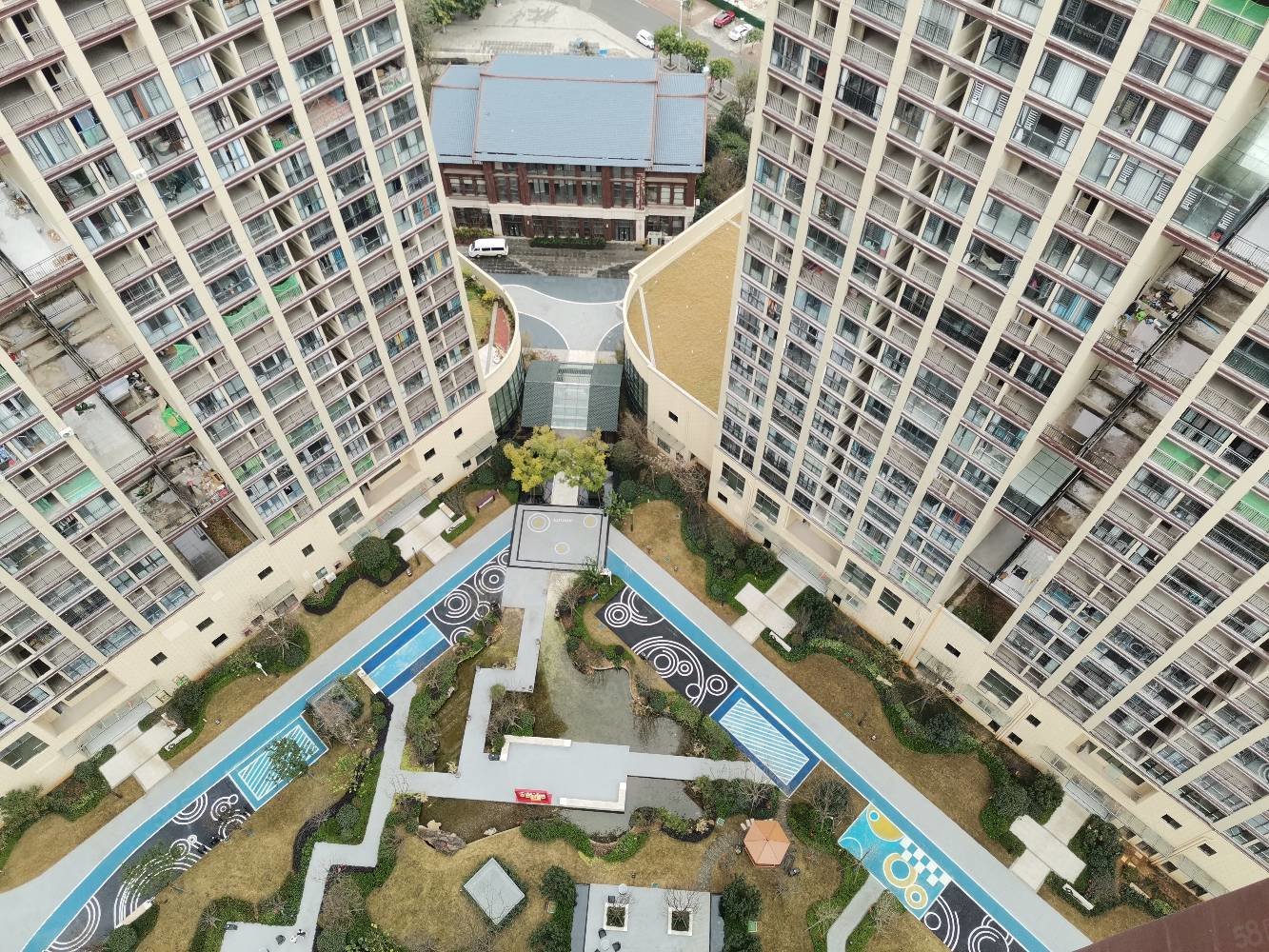 急售富康珑庭复试楼3800一平可改4室可按揭