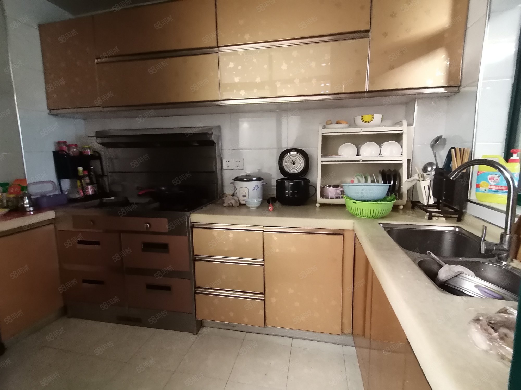 北美城市花园3室2厅2卫122㎡南北53万