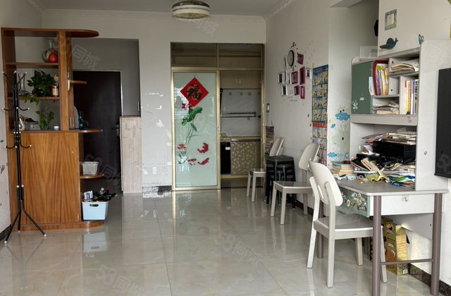 泷江翡翠城3室2厅97㎡53.3万二手房图片