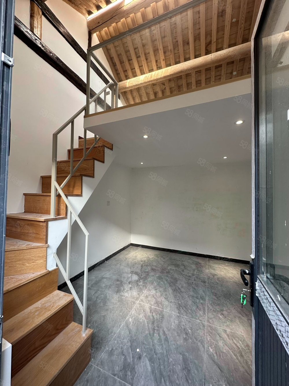 東旺胡同小區(qū)1室1廳0衛(wèi)12.2㎡南北220萬(wàn)