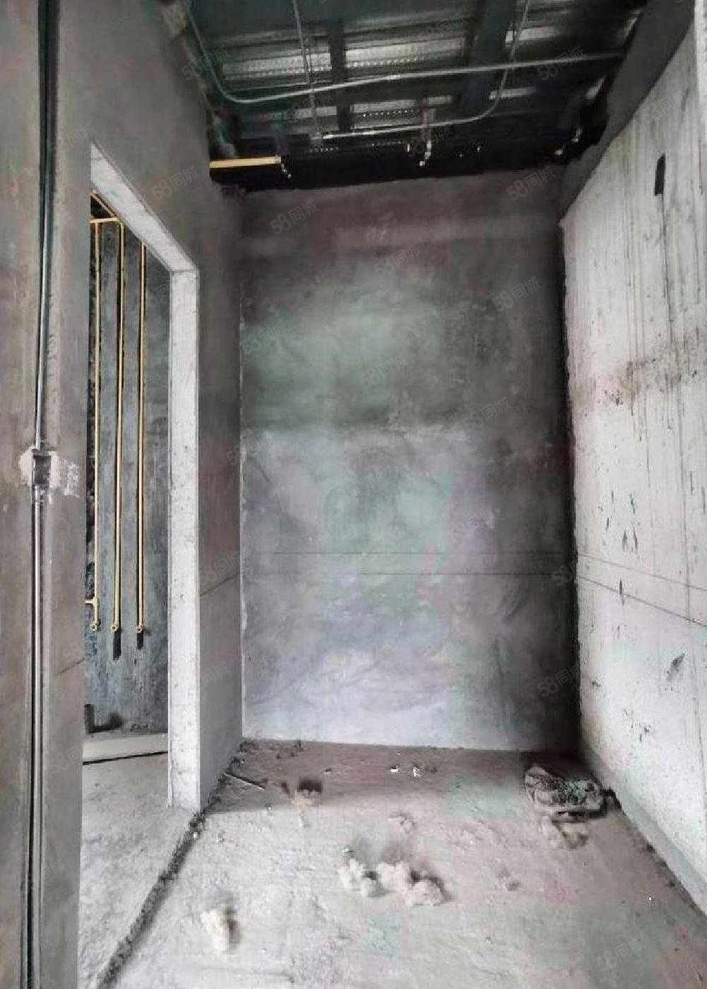 財富公館6室3廳7衛(wèi)1580㎡南北6300萬