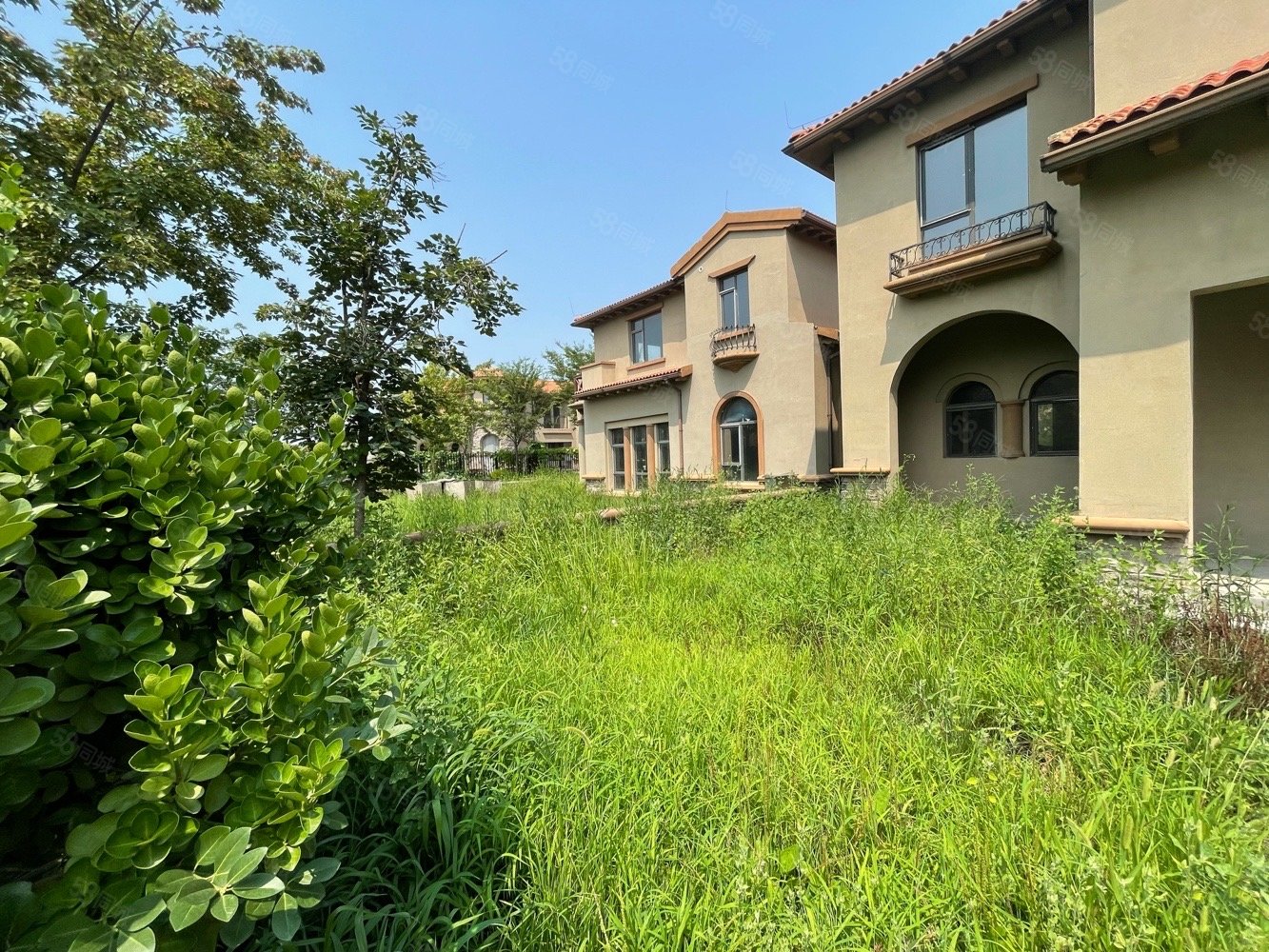 新湖玫瑰园独栋别墅前后侧院子带大车库改合同配合贷款