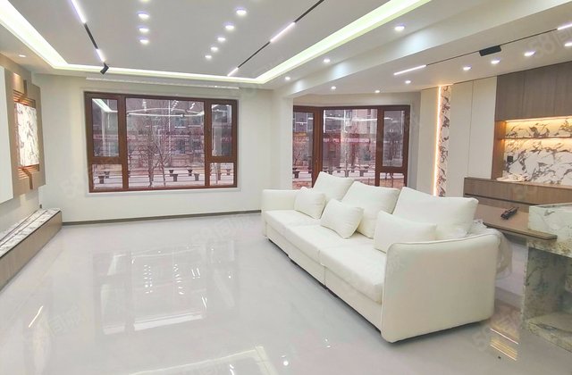 北湖春天F区3室2厅132.99㎡52万二手房图片