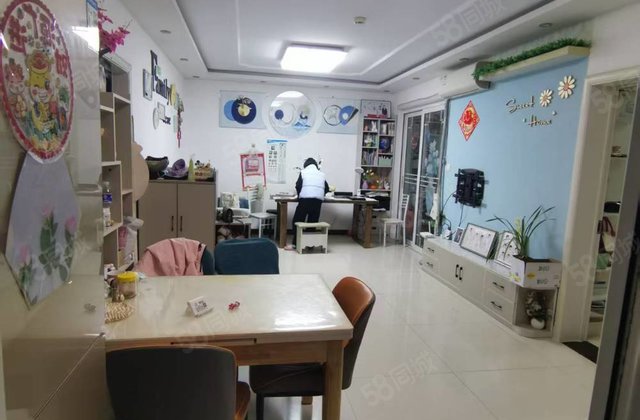 车站旁  金柱康城  电梯地暖房  两室两厅  精装修免大税