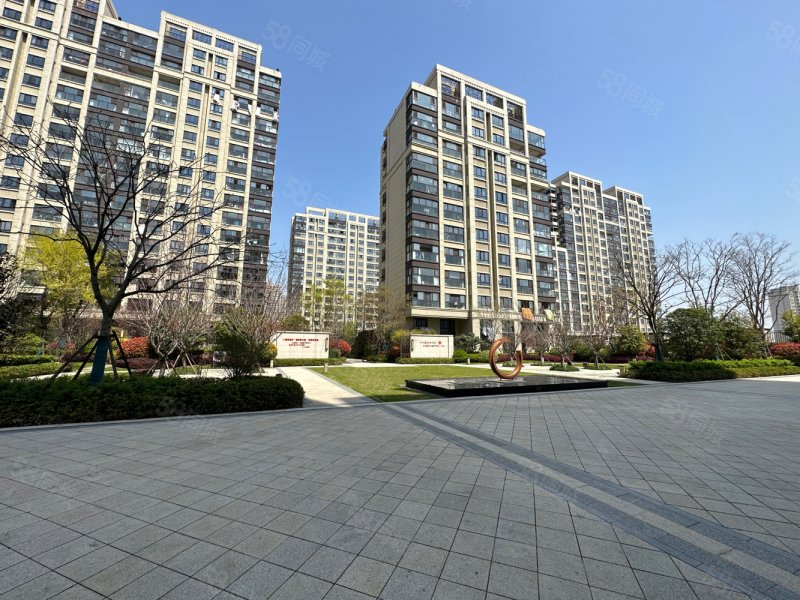 【10图】联排,有院子,有露台,4个套房,花都艺墅(别墅)-昆山58同城