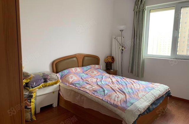 东惠家园二期2室2厅90.22㎡210万二手房图片
