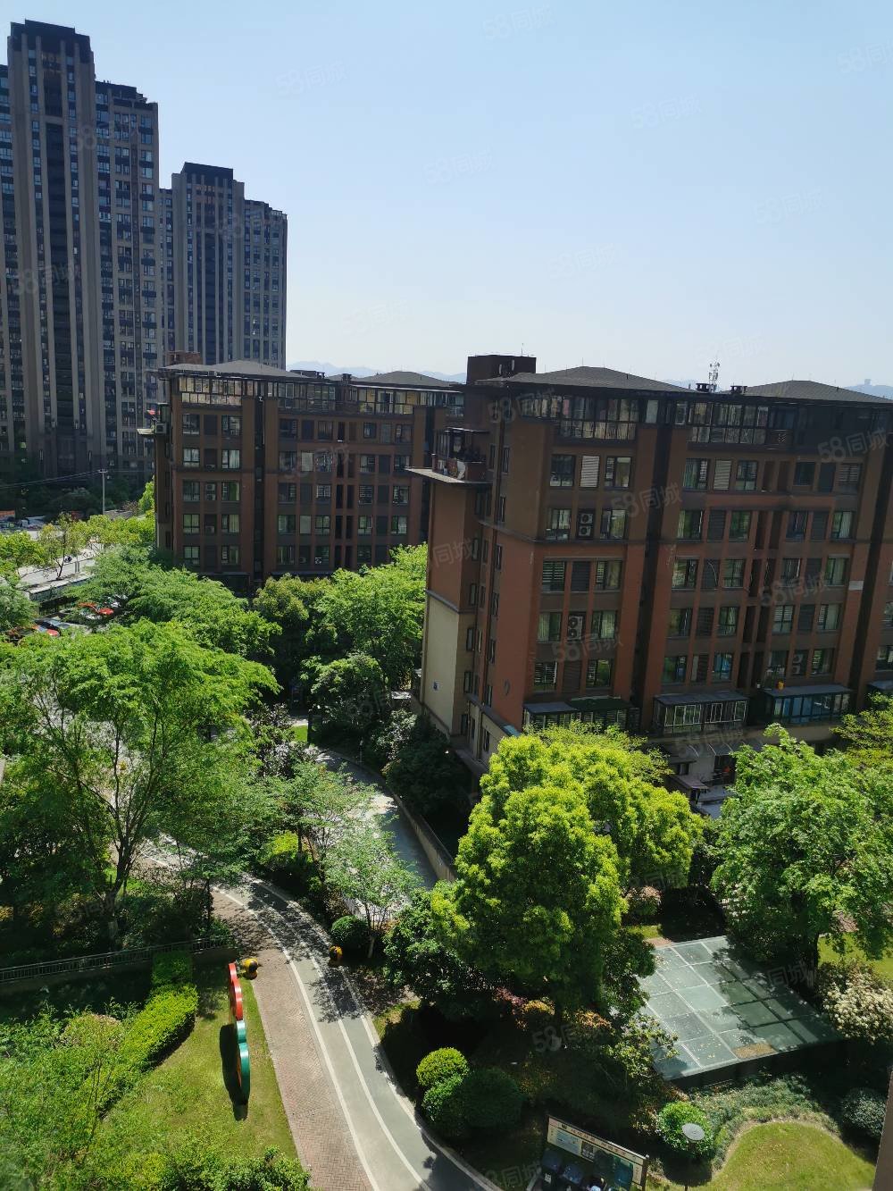 金地三期格林洋房精装修楼层满两年