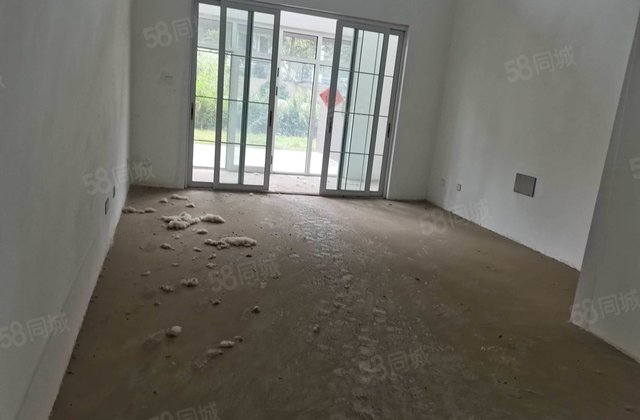 急售花园北路电大旁桐凤家园别墅区一至二层带下沉院子随时看房