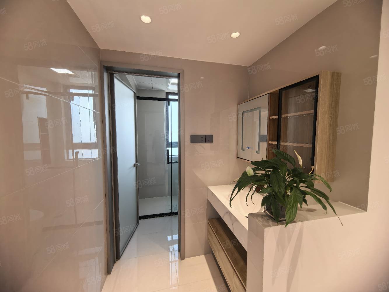 碧桂园凤熹台3室2厅1卫117㎡南北75万