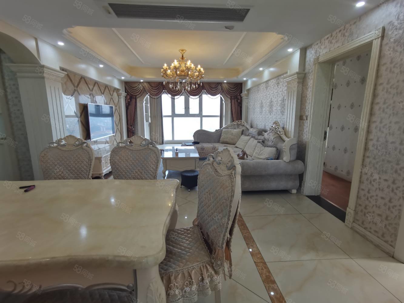 锦绣潜城3室2厅2卫136㎡南北69万