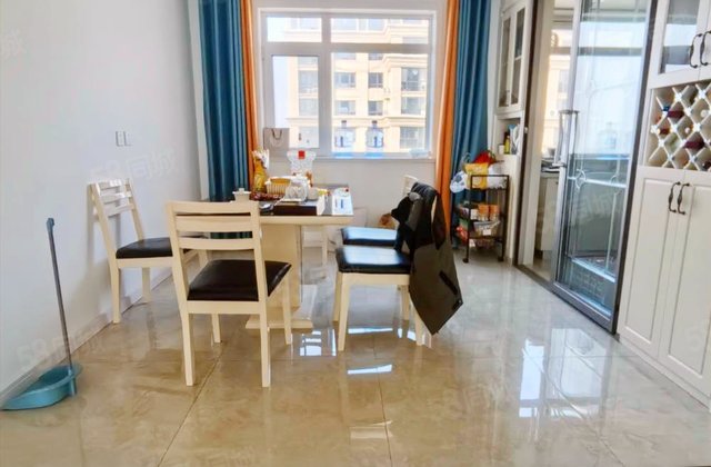 紫城御都(118号)3室2厅143.7㎡93万二手房图片