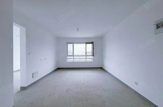 旅游度假区 正规商品房 满二   电梯房 小三居 精装好房