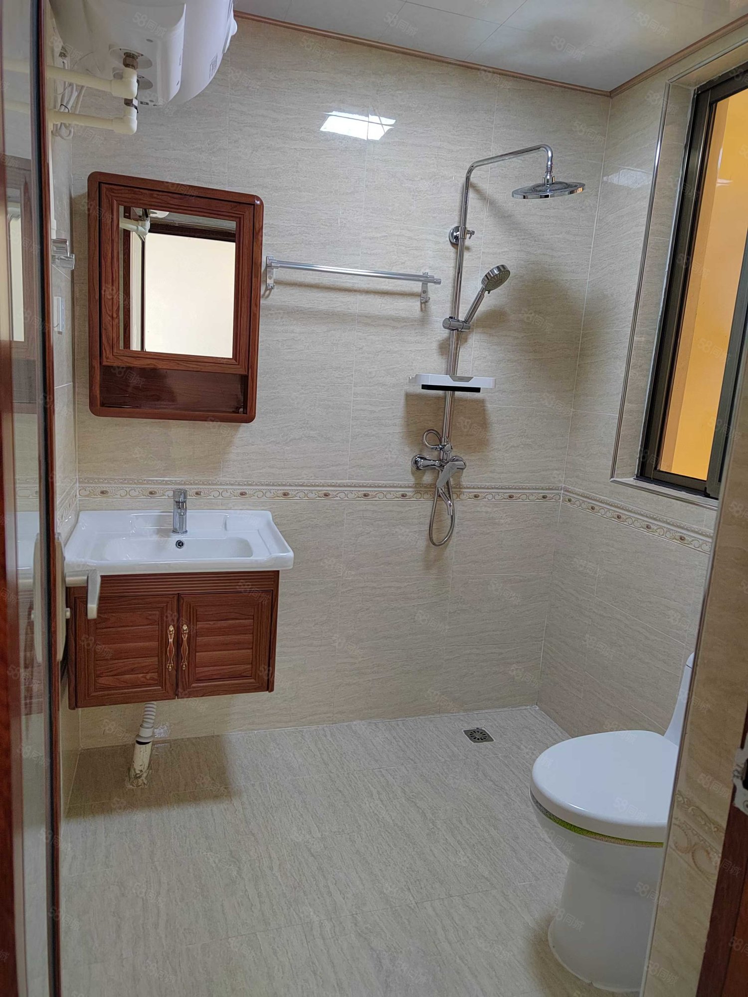 德盛南岛康城2室1厅1卫61.81㎡西南45万