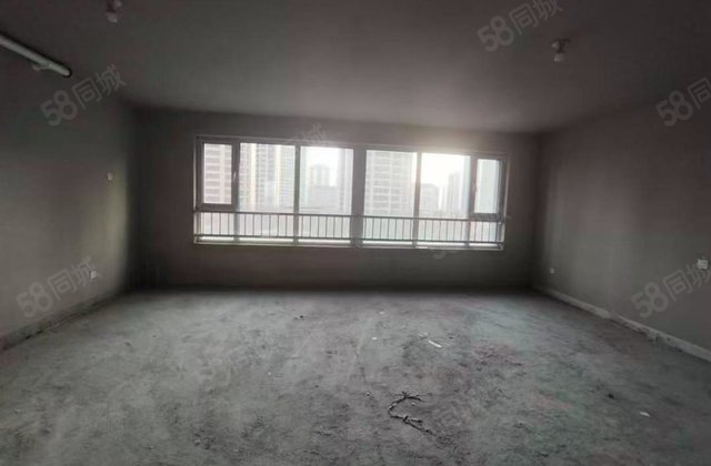 铂悦山夏花园3室2厅142.39㎡102.1万二手房图片