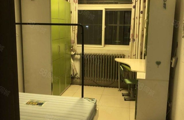 中央帝景南慧德中学和平医院中层三室可按揭停车很方便