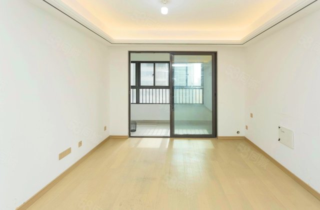 万科翡翠天际(B区)3室2厅102.8㎡185万二手房图片