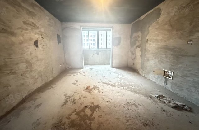 宝龙城市广场(二期)3室2厅134㎡95万二手房图片