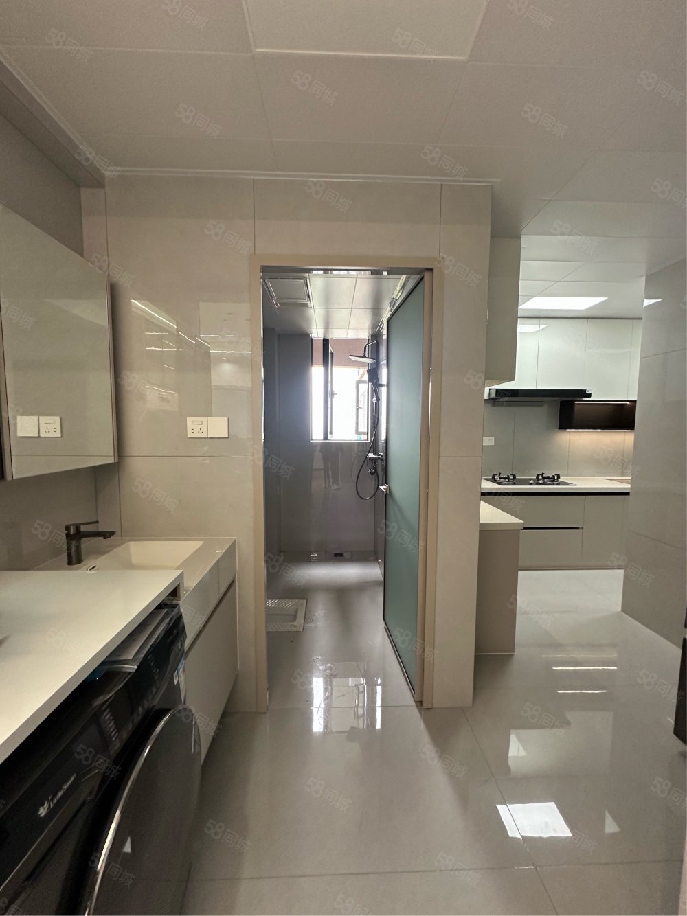 航旅和润居3室2厅2卫110.87㎡南北64.8万