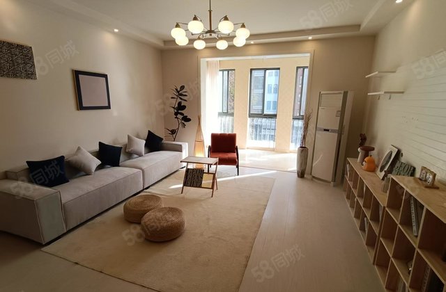 金地国际城A区3室2厅119㎡59.6万二手房图片