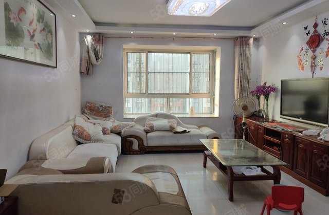 莲湖花园 缤纷日月城 万达附近 免大税 送储藏室