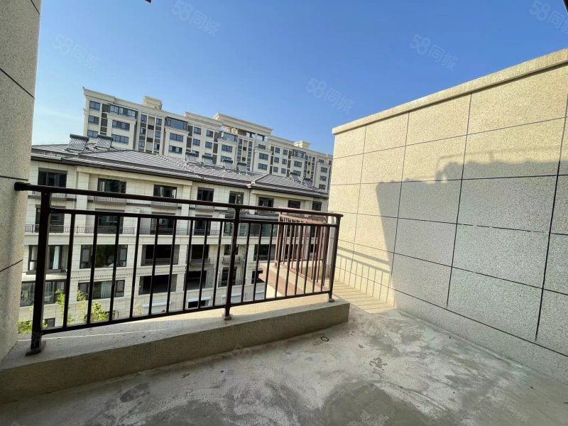 临湖 带大露台 带车库储藏室 有钥匙,中凯龙湖领墅(别墅)-徐州58同城