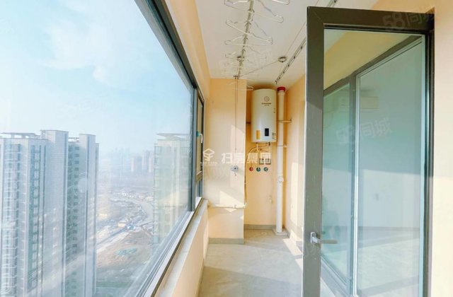水城印象 新房未住 大三室 双卫 带车位 有房产证 能贷款
