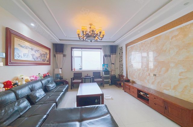 急售兴华东路单位家属院边户送车位地下室送全部家具随时看房