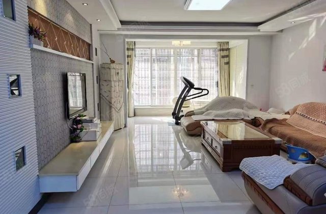 教师新村3室2厅169.52㎡55万二手房图片