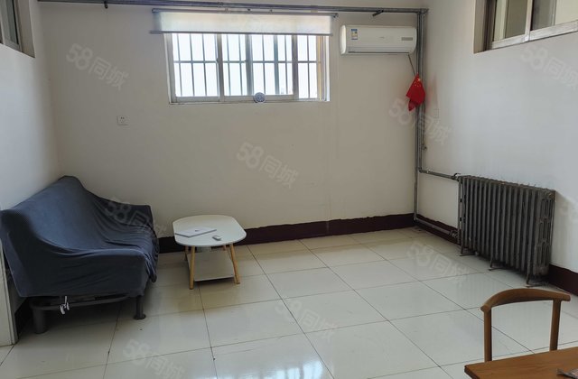 亚大小区2室2厅1卫