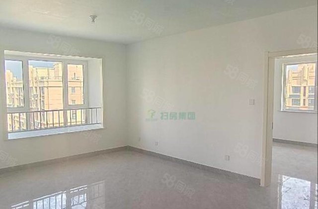 房东急售 香江的 万达附近 西边户 电梯房 诚心出 保证真实