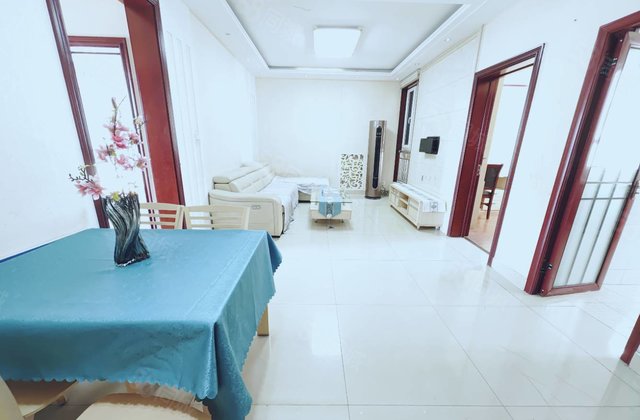 华悦金钻，东昌湖景房，前排，实验乐园，精装3室2厅，金柱绿城