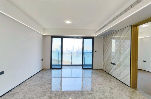 旭辉曜玥湾3室2厅96.62㎡242万二手房图片