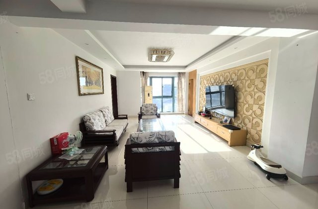 八菱华庄(住宅)4室2厅170.78㎡135万二手房图片