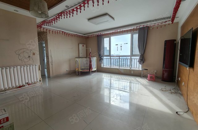 华悦金钻 湖景房 送车位 乐园实验 金柱绿城 名人苑水城嘉苑