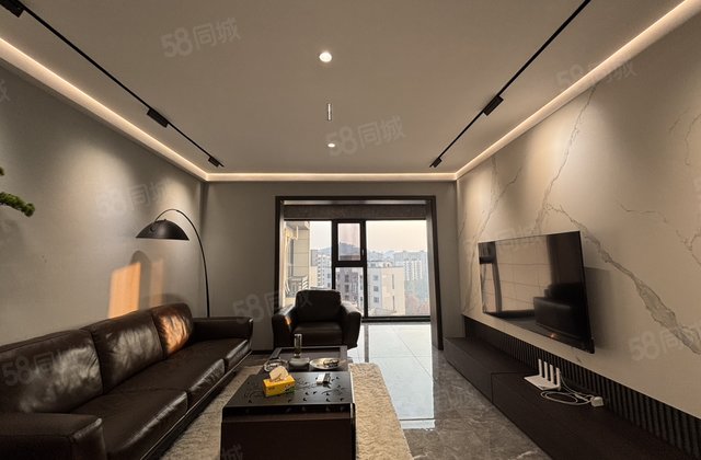 保利罗兰香谷3室2厅123.56㎡99.8万二手房图片