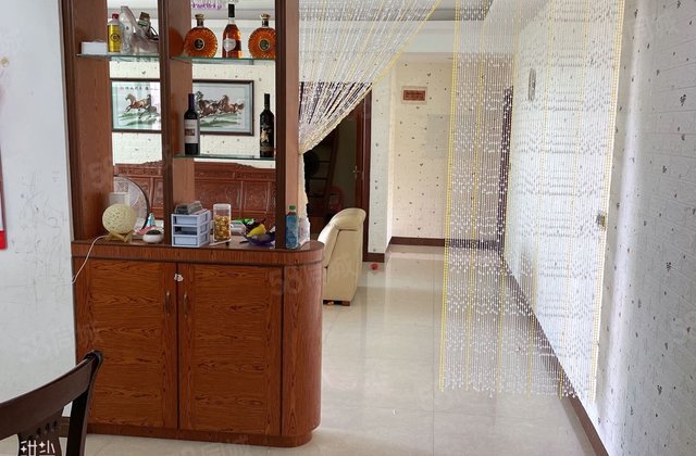 时代名苑(电白)3室2厅135.71㎡52.9万二手房图片