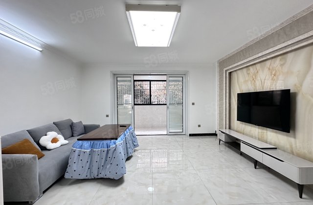 临湘市森林佳园3室2厅90㎡32.8万二手房图片